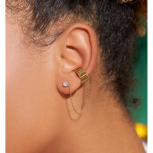 Load image into Gallery viewer, Gold Ear Cuff with Chain Dauglas
