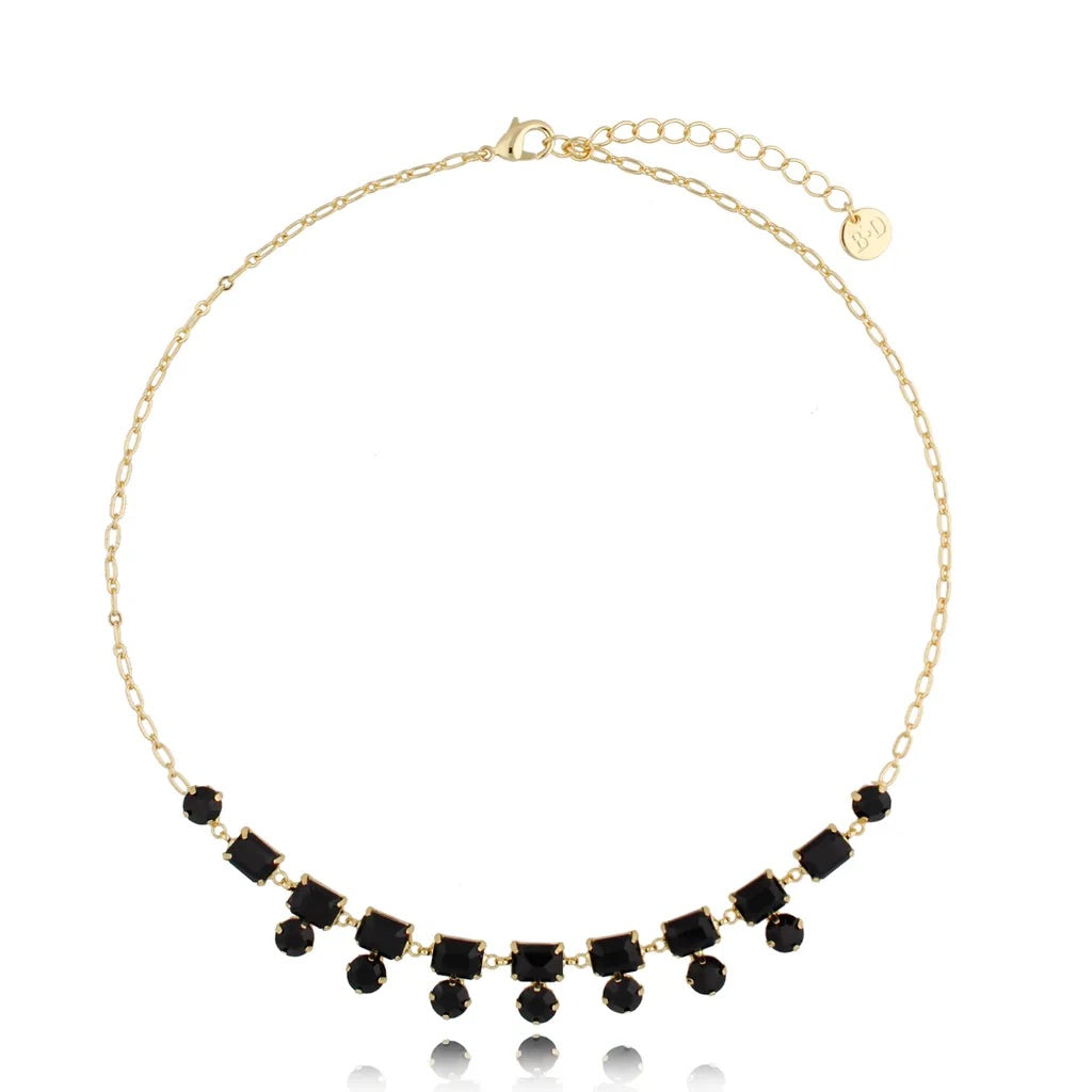 Queen Black Necklace